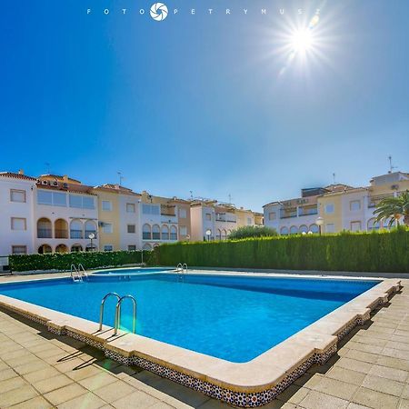 108 Apartament Fabulus Torrevieja Eksteriør bilde